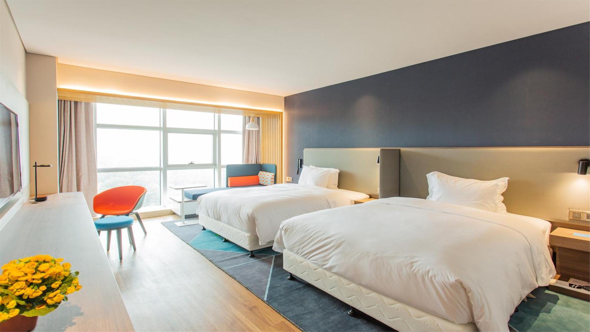 Holiday Inn Express Jiangmen Jianghai By Ihg Exteriör bild
